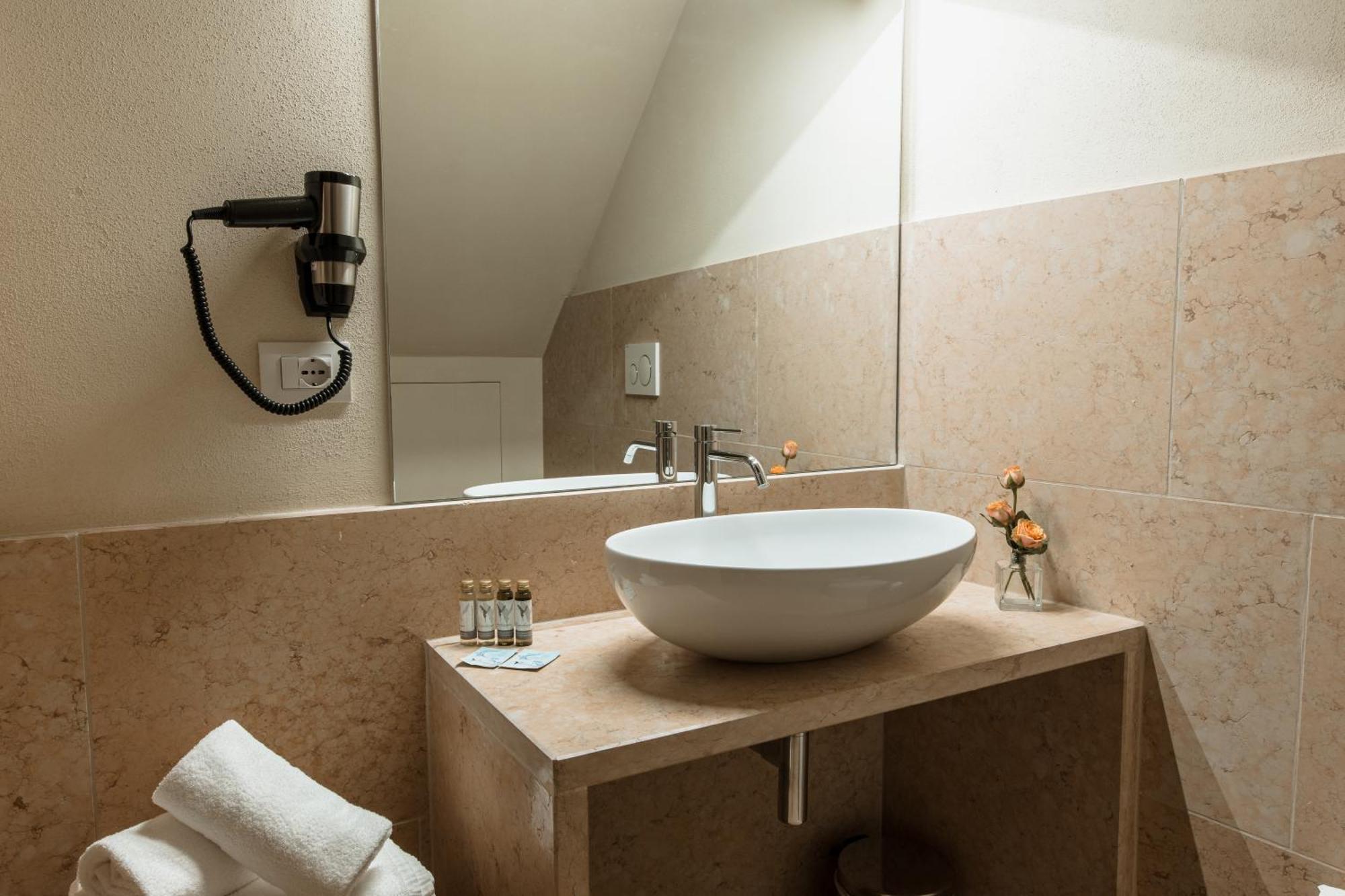 Osteria Luxury Apartments 佩斯基耶拉德加达 外观 照片