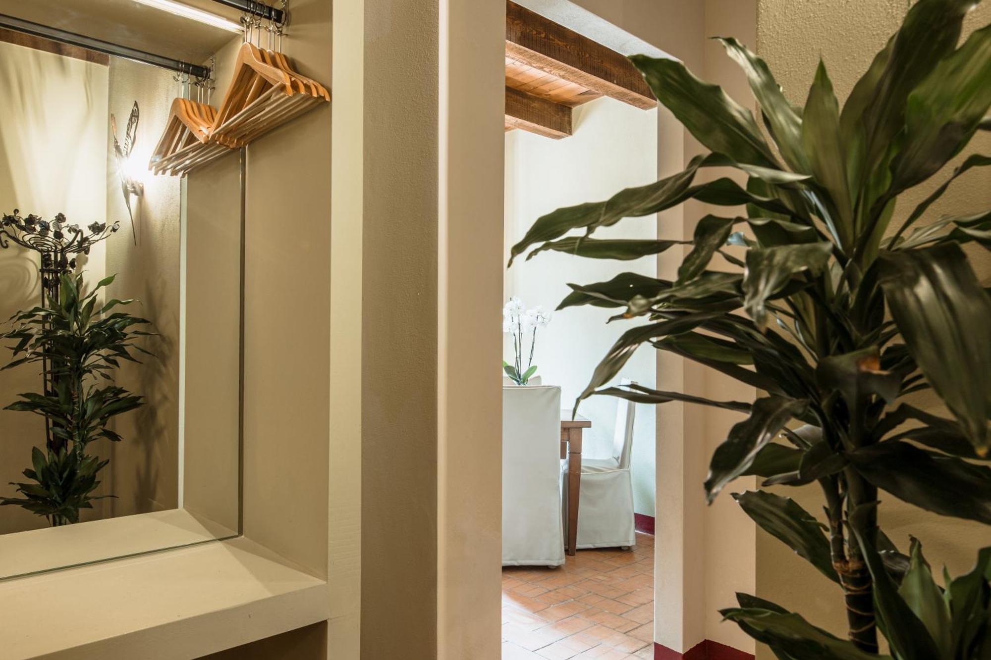 Osteria Luxury Apartments 佩斯基耶拉德加达 外观 照片