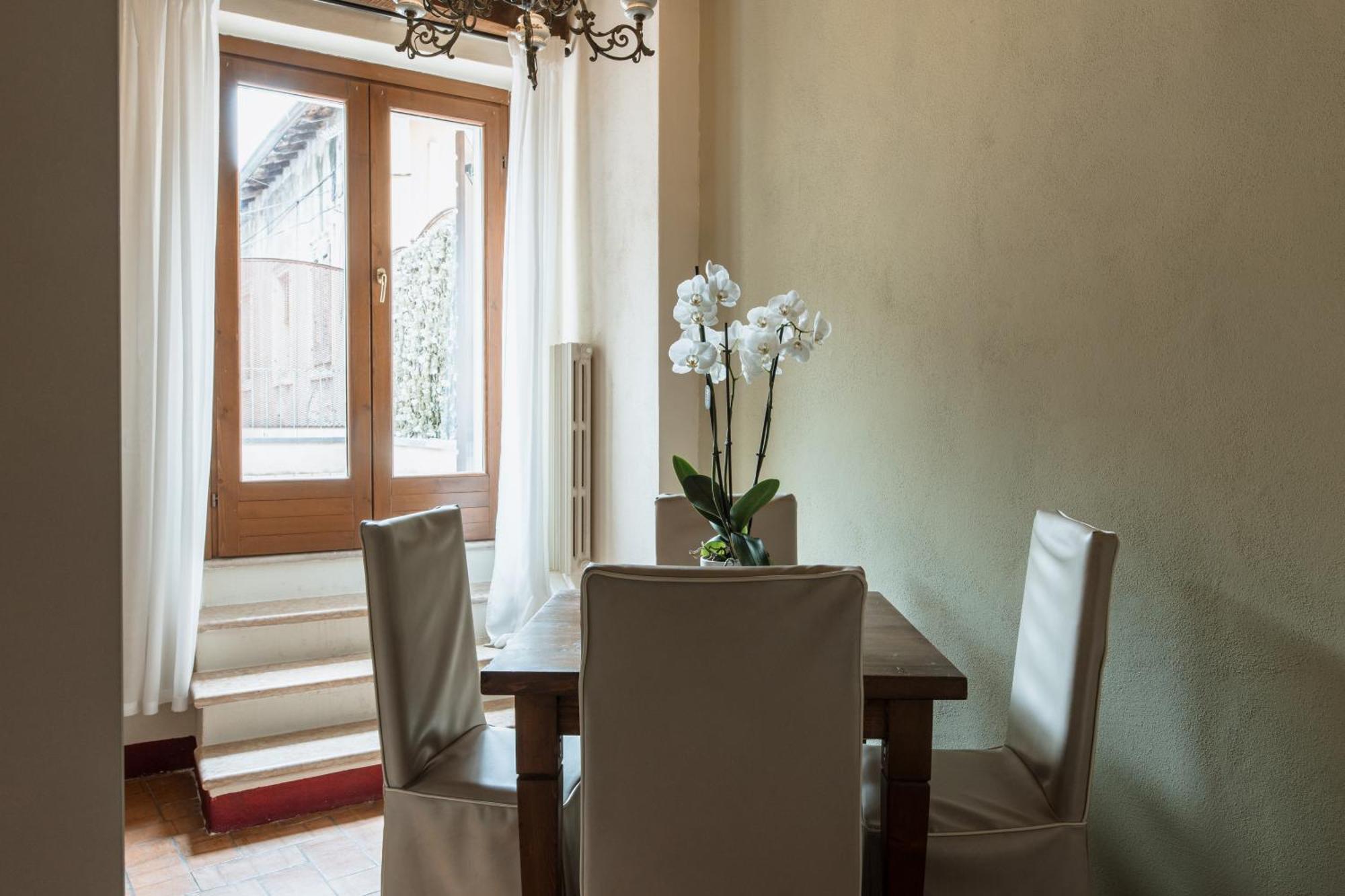Osteria Luxury Apartments 佩斯基耶拉德加达 外观 照片