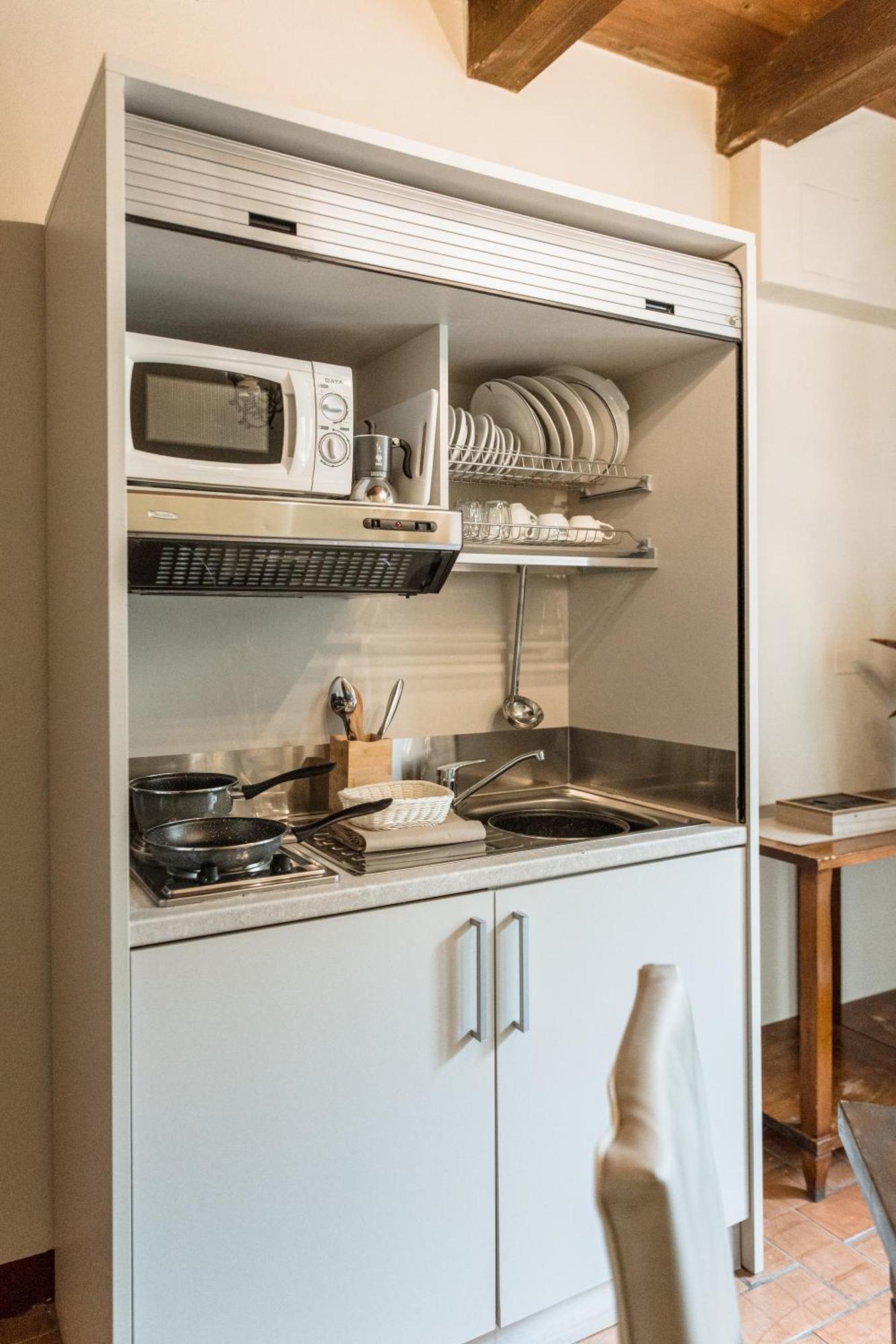 Osteria Luxury Apartments 佩斯基耶拉德加达 外观 照片
