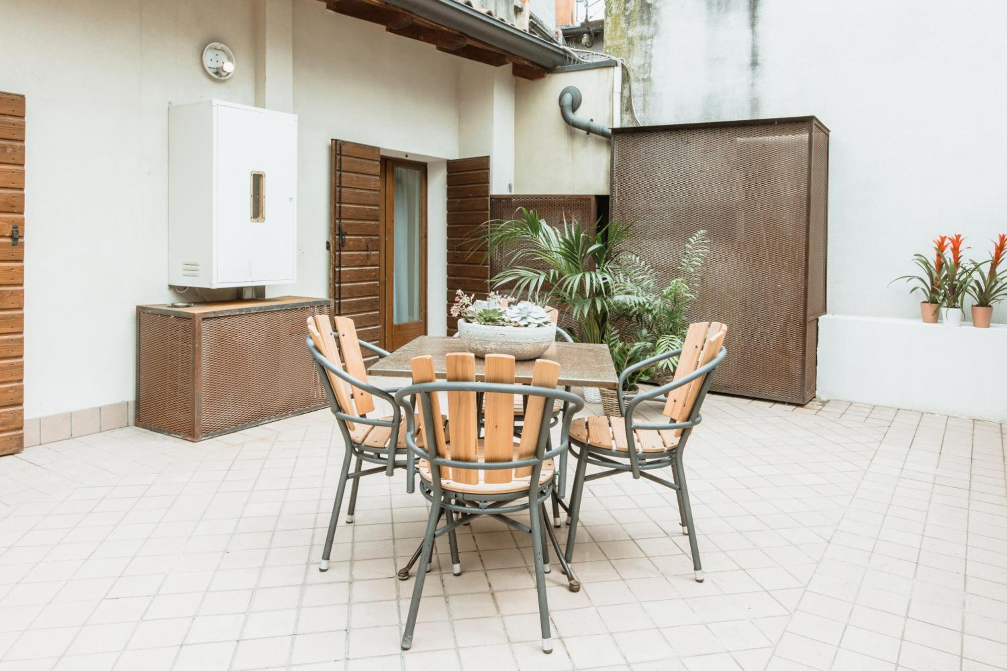 Osteria Luxury Apartments 佩斯基耶拉德加达 外观 照片